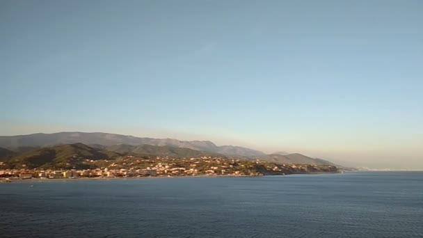 Vakantieoord Heuvelachtige Kust Zee Albissola Marina Savona Italië — Stockvideo