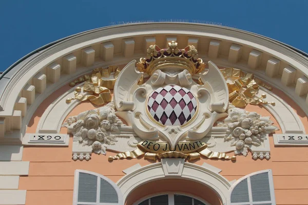 Monte Carlo Monaco April 2019 Statens Emblem Byggnadens Fasad — Stockfoto