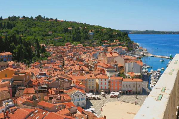 Deniz Koyundaki Şehir Piran Slovenya — Stok fotoğraf