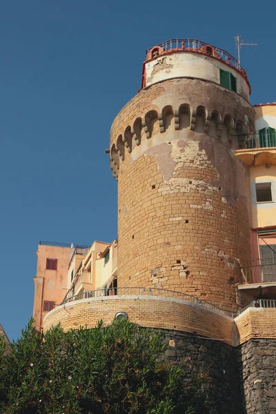 Starověká Věž Městě Nettuno Lazio Itálie — Stock fotografie