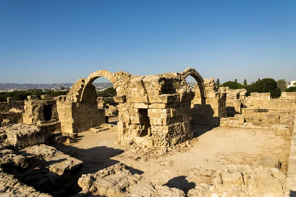 Ruïnes Van Het Fort Saranta Kolones Met Archs Paphos Archaeological — Stockfoto