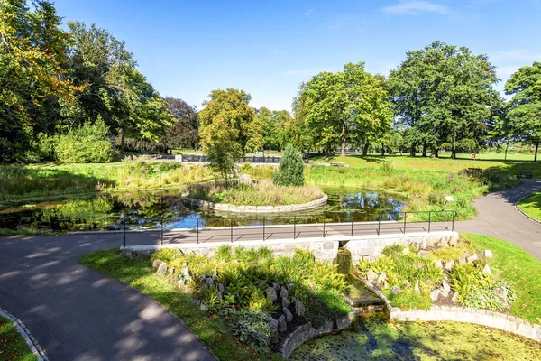 Bereich Mit Landschaftspflegerischer Gestaltung Duthie Park Aberdeen — Stockfoto