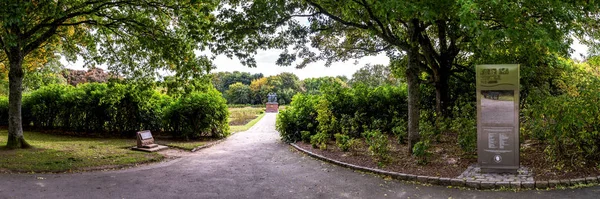 苏格兰阿伯丁Hazlehead公园北海纪念园和玫瑰园入口 — 图库照片