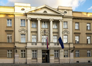 Hırvat Parlamentosu, Aziz Mark Meydanı, Zagreb ve Hırvatistan 'da hareketleniyor