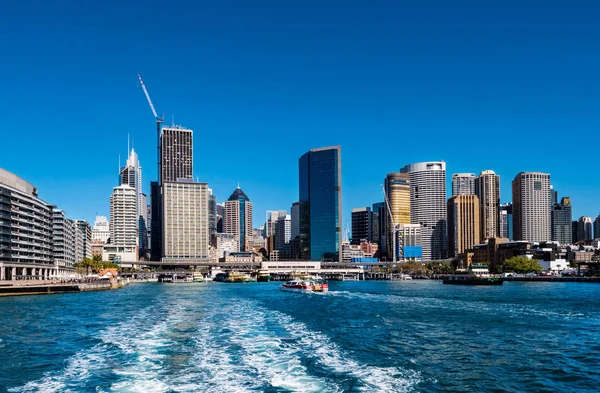 Sydney harbour vom kreisrunden kai aus gesehen Stockfoto