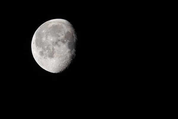 Primer Plano Media Luna Cielo Negro — Foto de Stock