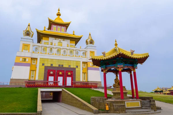 Burhan Bakshin Altan Sume Budist Kompleksi.