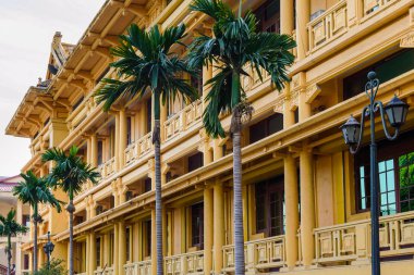 Vietnam Ulusal Tarih Müzesi Hanoi Vietnam binasının mimarisi parçası. Vietnam Ulusal Tarih Müzesi Vietnam'ın tarih öncesi 1945 devrimi kadar önemli noktalar