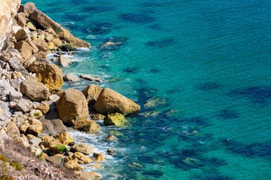Denizde hava görünümünü taş. Yukarıda, şeffaf su Marnixkade deniz dibinin genel bakış