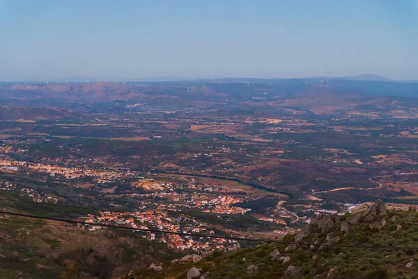 Panorama Montanha Aldeia Pôr Sol — Fotografia de Stock