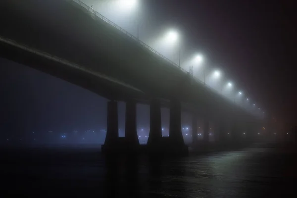 Bridge in the fog or mist — Stock Photo, Image