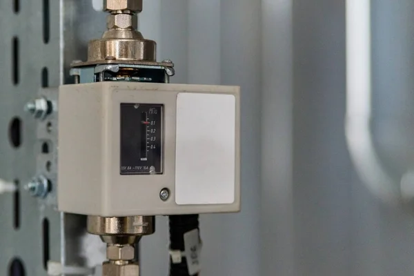 Αναλογικός ρυθμιστής συσκευής για αποτελεσματικό αυτοματοποιημένο σύστημα θέρμανσης — Φωτογραφία Αρχείου