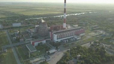 Şehrin ısıtma istasyonunun kompleksi