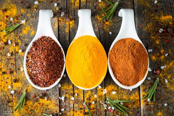 Spices Spice Wooden Spoon Herbs Curry Saffron Turmeric Cinnamon Other — Stock Photo, Image