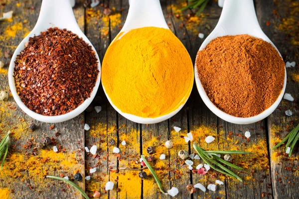 Spices Spice Wooden Spoon Herbs Curry Saffron Turmeric Cinnamon Other — Stock Photo, Image