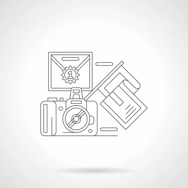 A sports photographing detailed line vector icon — Stock Vector