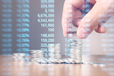 el koyarak sikke yığını