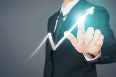 İşadamı dokunmadan stok grafik büyüme gösteren
