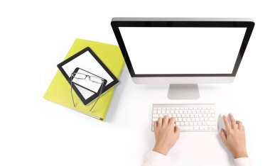 Bilgisayar Masaüstünde El Çalışması