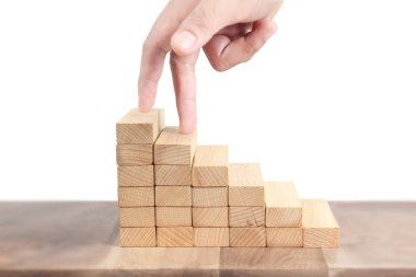 Oyuncak merdiven ahşap kadar adım el liken kişi