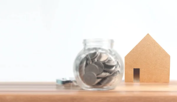 Інвестиції у нерухомість та іпотечний будинок фінансова концепціягроші спільно — стокове фото