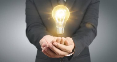 Işıklı ampul tutma eli, yenilik ilham c