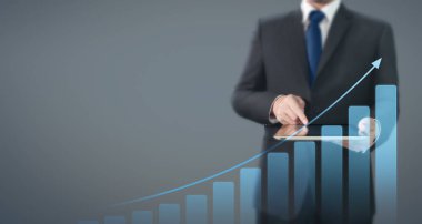 İş adamı dijital tablet kullanıyor. İş fikri.