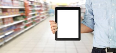 Erkeklerin elinde izole ekran bulunan dijital tablet bilgisayar