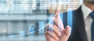 İşadamı grafik büyümesi ve grafik pozitif göstergelerin artması planı