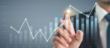 İşadamı grafik büyümesi ve grafik pozitif göstergelerin artması planı
