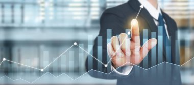 İşadamı grafik büyümesi ve grafik pozitif göstergelerin artması planı