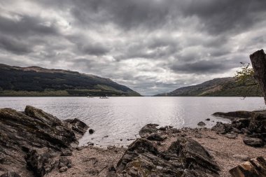 İskoçya'da Loch Lomond geçen iki feribot