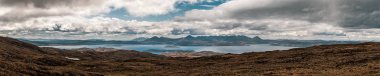 İskoçya'daki Bealach n Ba'dan Skye Isle'ın görünümü
