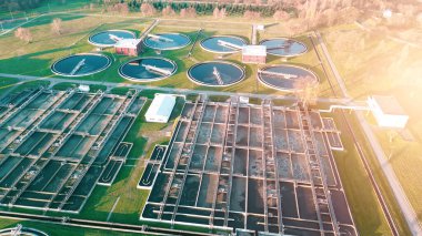 Modern atık su arıtma tesisi