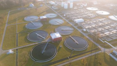 Çevresel kanalizasyon işleme ve arıtma tesisi