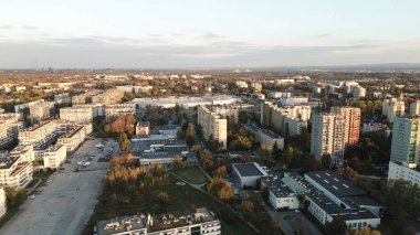 Ab Modern Avrupa apartman kompleksi. Ve dış mekan tesisleri.