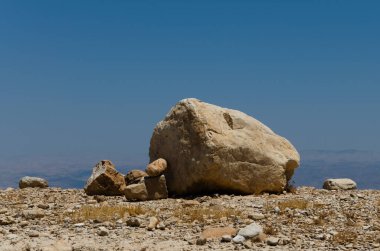 Kumran parşömenlerinin bulunduğu mağaraların bulunduğu bölge.