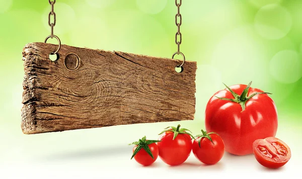 Pomodori Freschi Asse Legno — Foto Stock