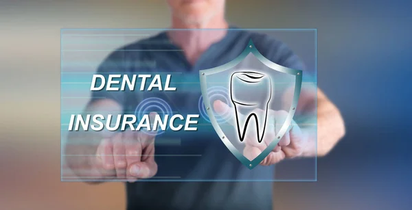 Człowiek Dotykając Dentystycznych Ubezpieczenia Pojęcie Ekran Dotykowy Palcami — Zdjęcie stockowe