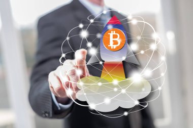 Adam bir bitcoin artış kavramı onun parmak dokunmatik ekranlı cep bilgisayarlarda dokunmadan