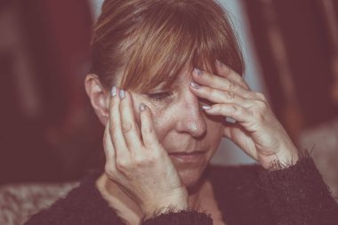 Depresif Olgun kadın portresi