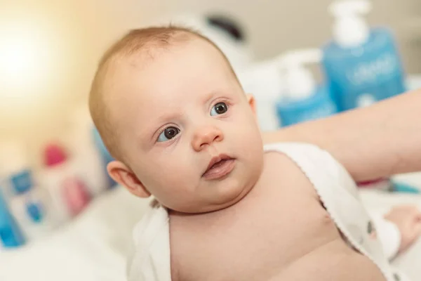 Retrato Linda Niña — Foto de Stock