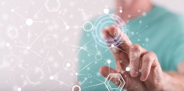 Onun parmak dokunmatik ekranlı cep bilgisayarlarda sanal ağ dokunmadan adam