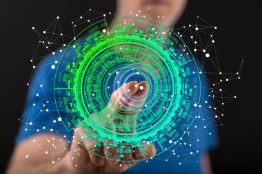 Bir adam dokunmatik ekranda teknoloji konseptine parmağıyla dokunuyor.