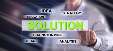 Dokunmatik ekranda çözelti konseptine parmağıyla dokunan adam.