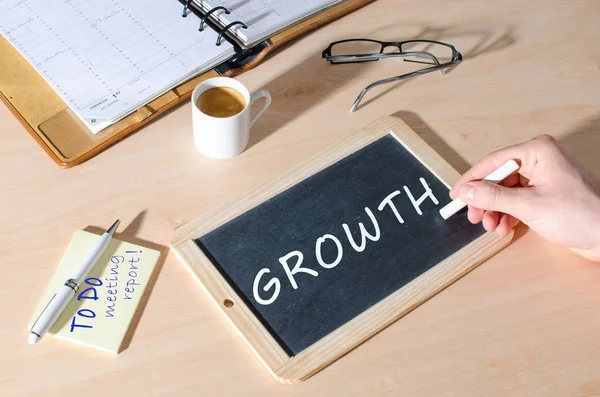 Word Growth Written Chalkboard — Stock Photo, Image