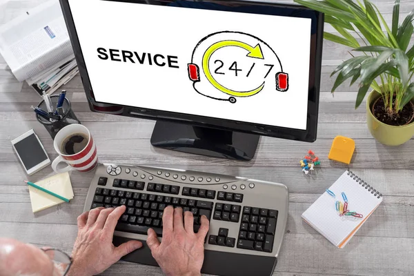 Man Using Computer Service Concept Screen — Stock Photo, Image