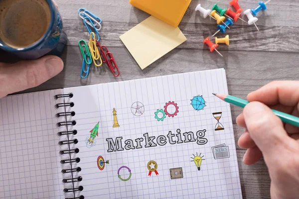 Concetto Marketing Disegnato Blocco Note Posto Una Scrivania — Foto Stock