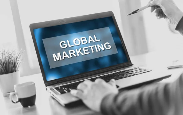 Pantalla Computadora Portátil Que Muestra Concepto Marketing Global — Foto de Stock