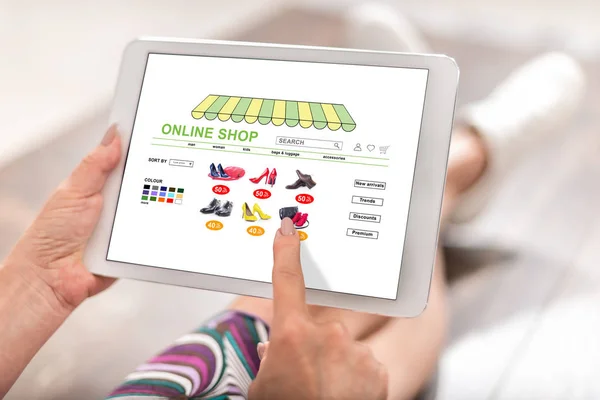 Woman Using Tablet Online Shop Concept — Stock Photo, Image